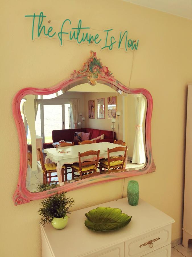 Вилла Izzy'S Rainbow House Де-Хаан Экстерьер фото